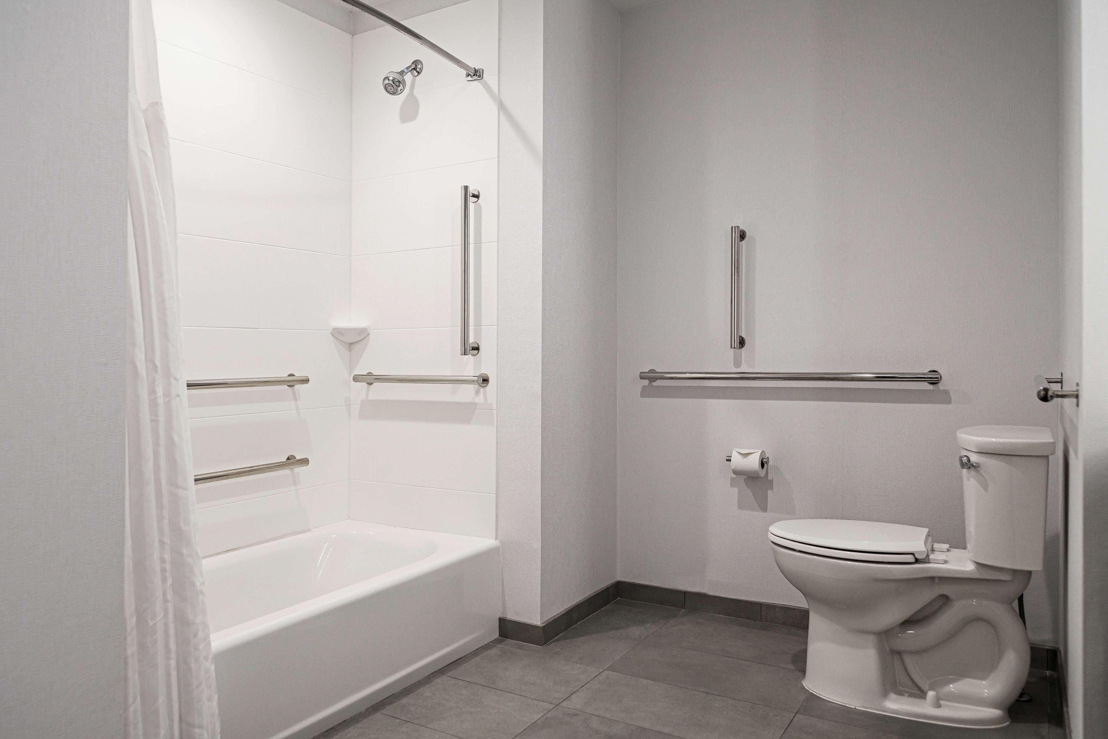 Hilton Garden Inn Louisville Mall Of St. Matthews Extérieur photo